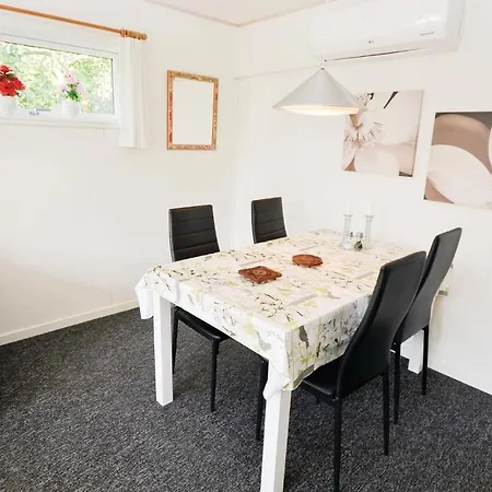 بيت للعطل Two-bedroom Holiday In نُوابورغ